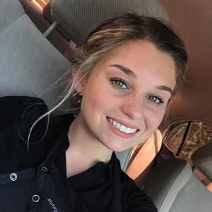 Meet your Posher, Kelly